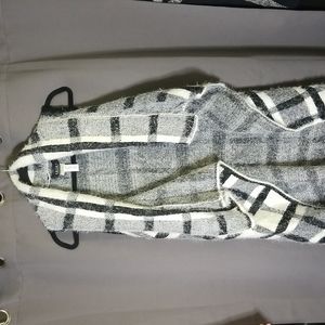 Akira black & white sweater